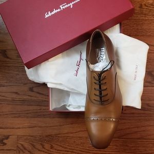 Salvatore Ferragamo Boston Cap Toe  SIZE 10 MENS